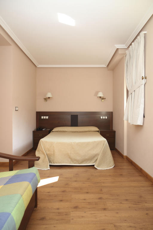 Hotel Restaurante Casa Pipo Tuña Habitación foto